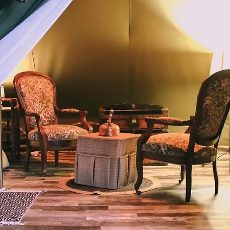 Tente Herisson Boheme 4 Personnes Lou Cantou Cevenol Campingplads